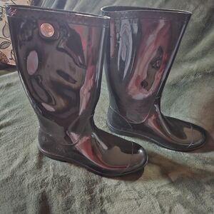 UGG Shaye Rain Boots
